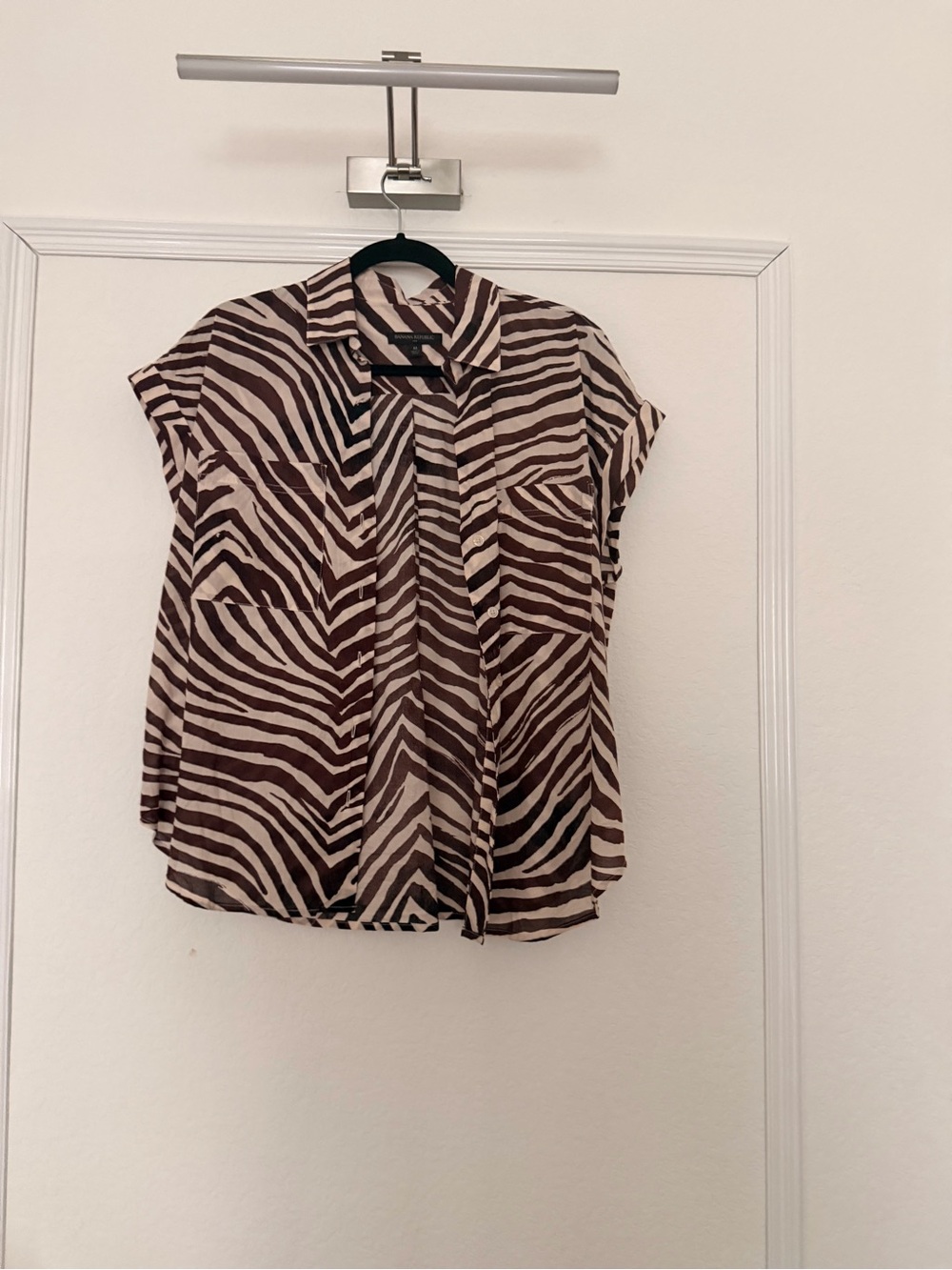 Banana Republic Zebra Print Short Sleeve Blouse in Brown and Cream